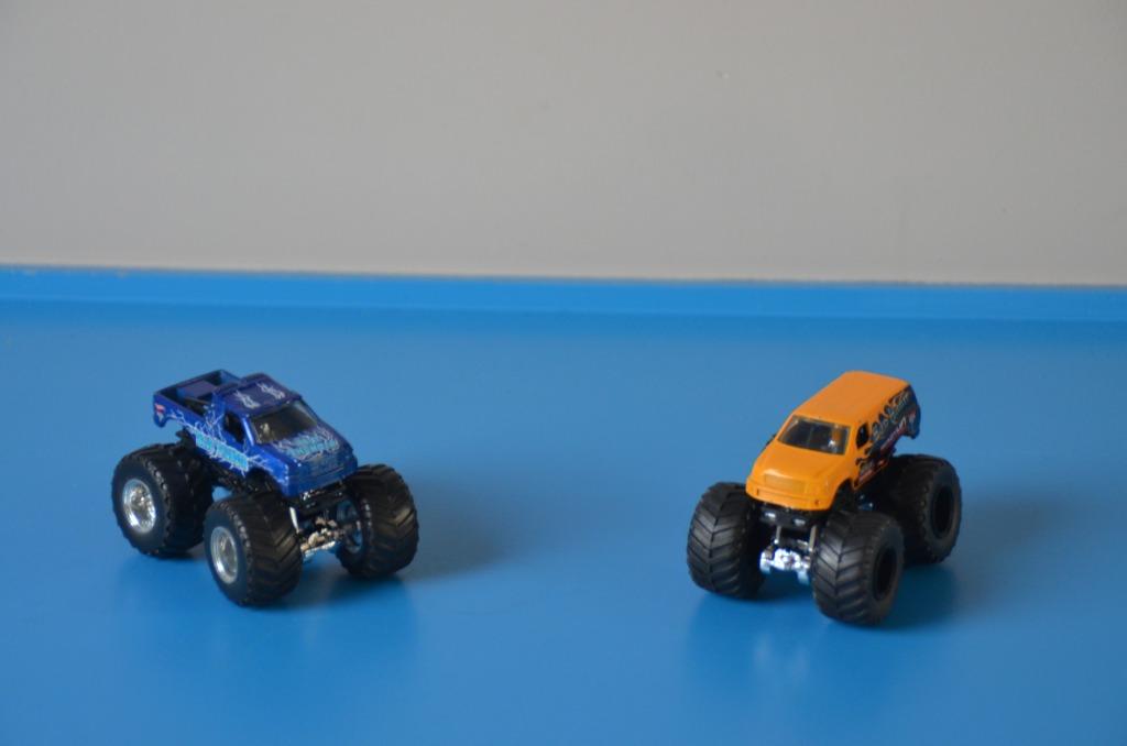 monster trucks hot wheels, Enlèvement ou Envoi, Comme neuf