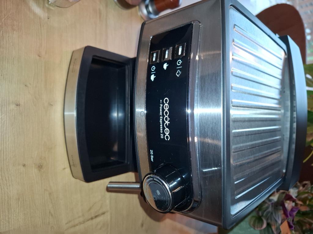 Machine à espresso semi-automatique + outils barista, Electroménager, Cafetières, Machine à espresso, Réservoir d'eau amovible