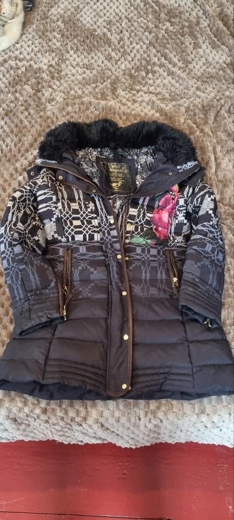 Veste hiver Desigual noire, Taille 38/40 (M), Comme neuf, Enlèvement, Desigual