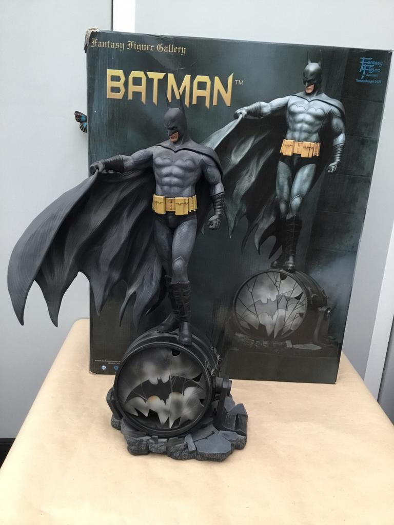 Batman DC collectible Yamato Fantasy Figure met doos, Verzamelen, Ophalen of Verzenden, Zo goed als nieuw, Fantasy