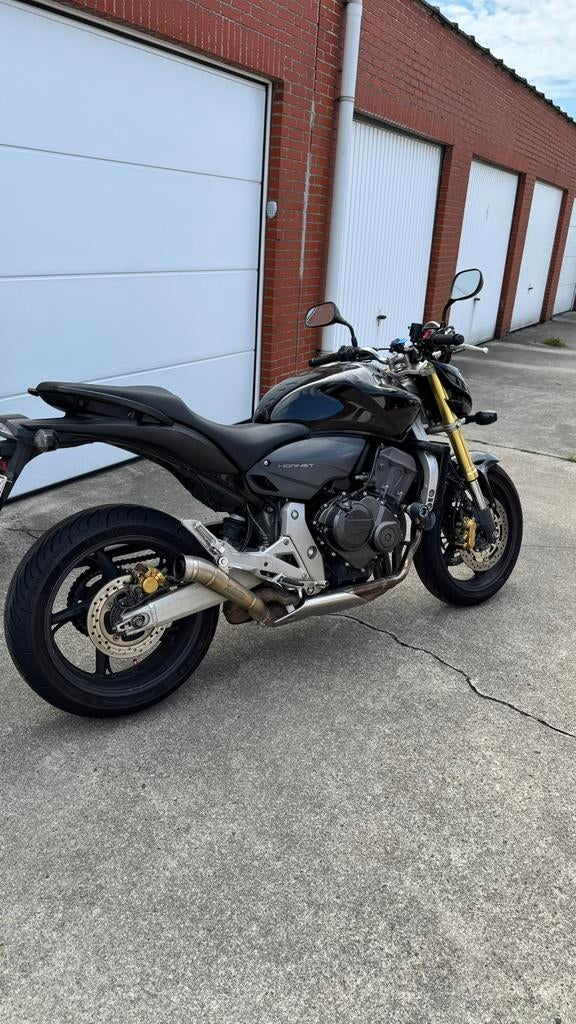 Honda Hornet 2008 - Quadlock, 2x USB, Motoren, Motoren | Honda, 4 cilinders, Motorrijbewijs A, Particulier, Meer dan 35 kW