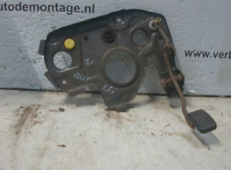 GASPEDAAL AUTOMAAT Opel Kadett E (33 / 34 / 43 / 44) (CY), Auto-onderdelen, Interieur en Bekleding, Gebruikt, Info@VerberkAutodemontage.nl