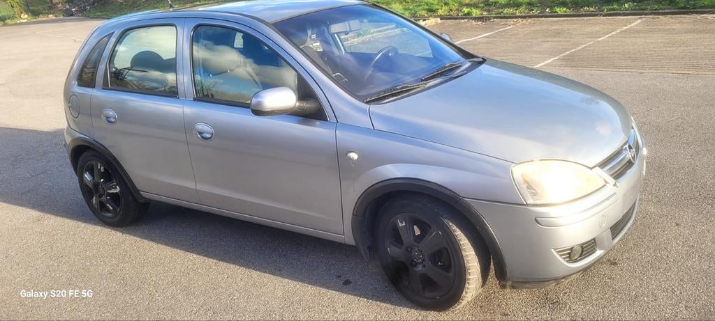 OPEL CORSA 04+1.3CDTI +CTOK +DEMANDE D'IMMATRICULATION 1199E, Achat, Entreprise, Radio, Diesel