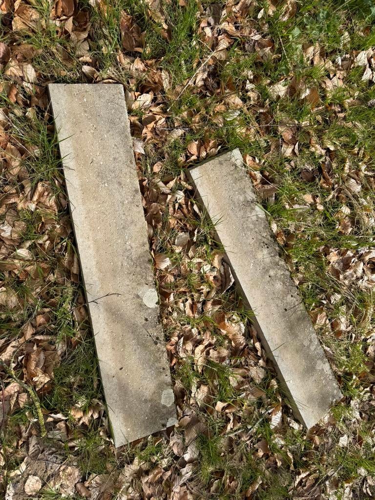 Betonboordjes, Tuin en Terras, Ophalen, Gebruikt, 100 tot 200 cm, Minder dan 25 cm