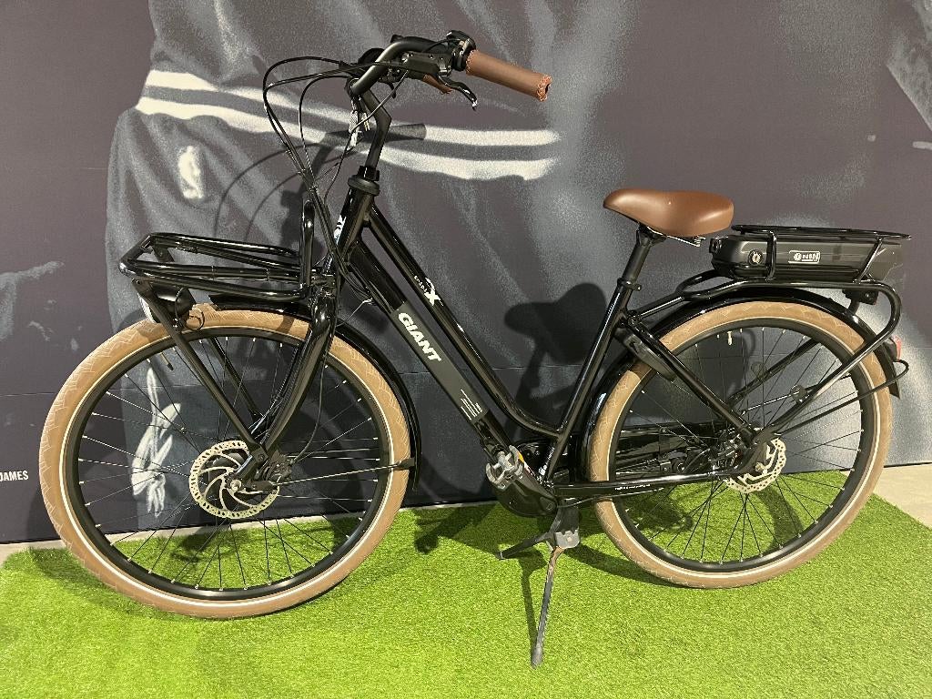 GIANT Triple X E+1 pour femmes, taille MEDIUM, 500 Wh, 2023, GIANT, Giant, Enlèvement, Panier