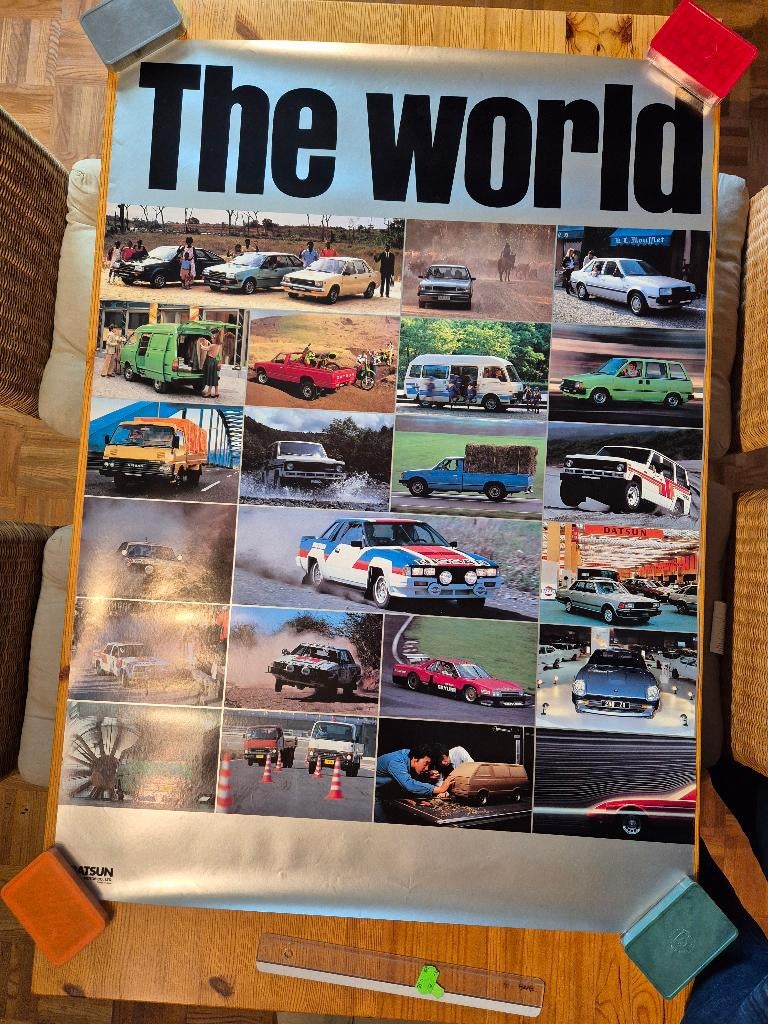 2-delige Dealerposter Datsun, Boeken, Ophalen, Zo goed als nieuw