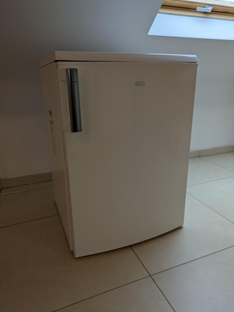 AEG réfrigérateur, Ophalen