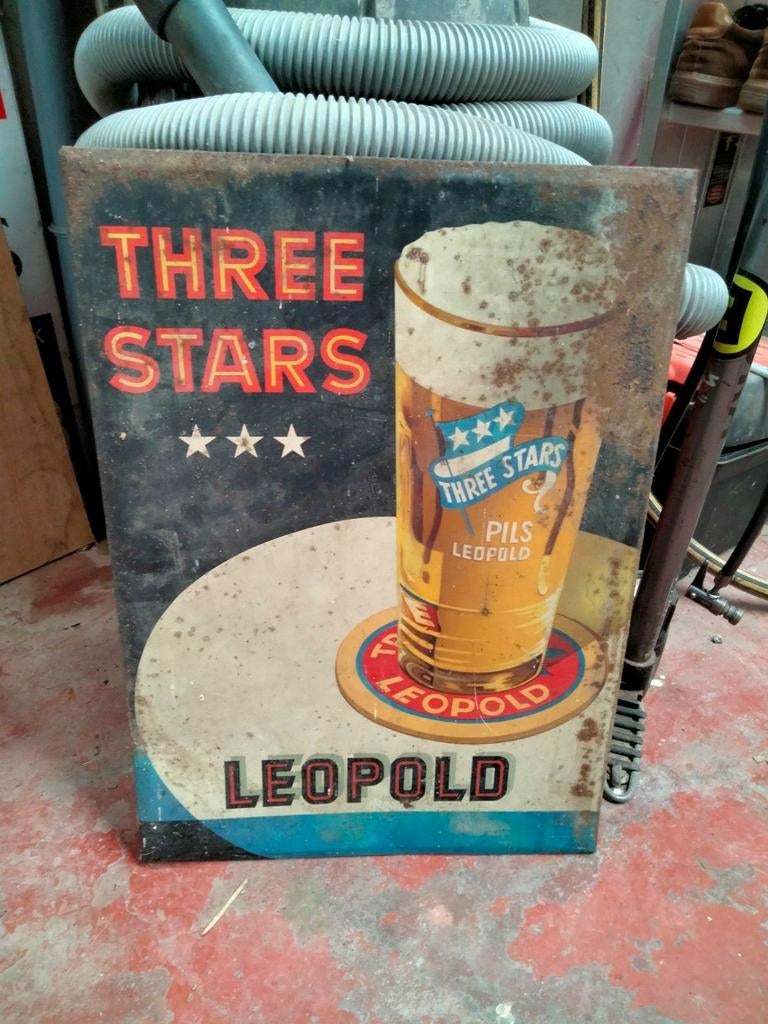Three stars leopold pils emaille bord, Enlèvement ou Envoi, Utilisé, Panneau, Plaque ou Plaquette publicitaire, Autres marques