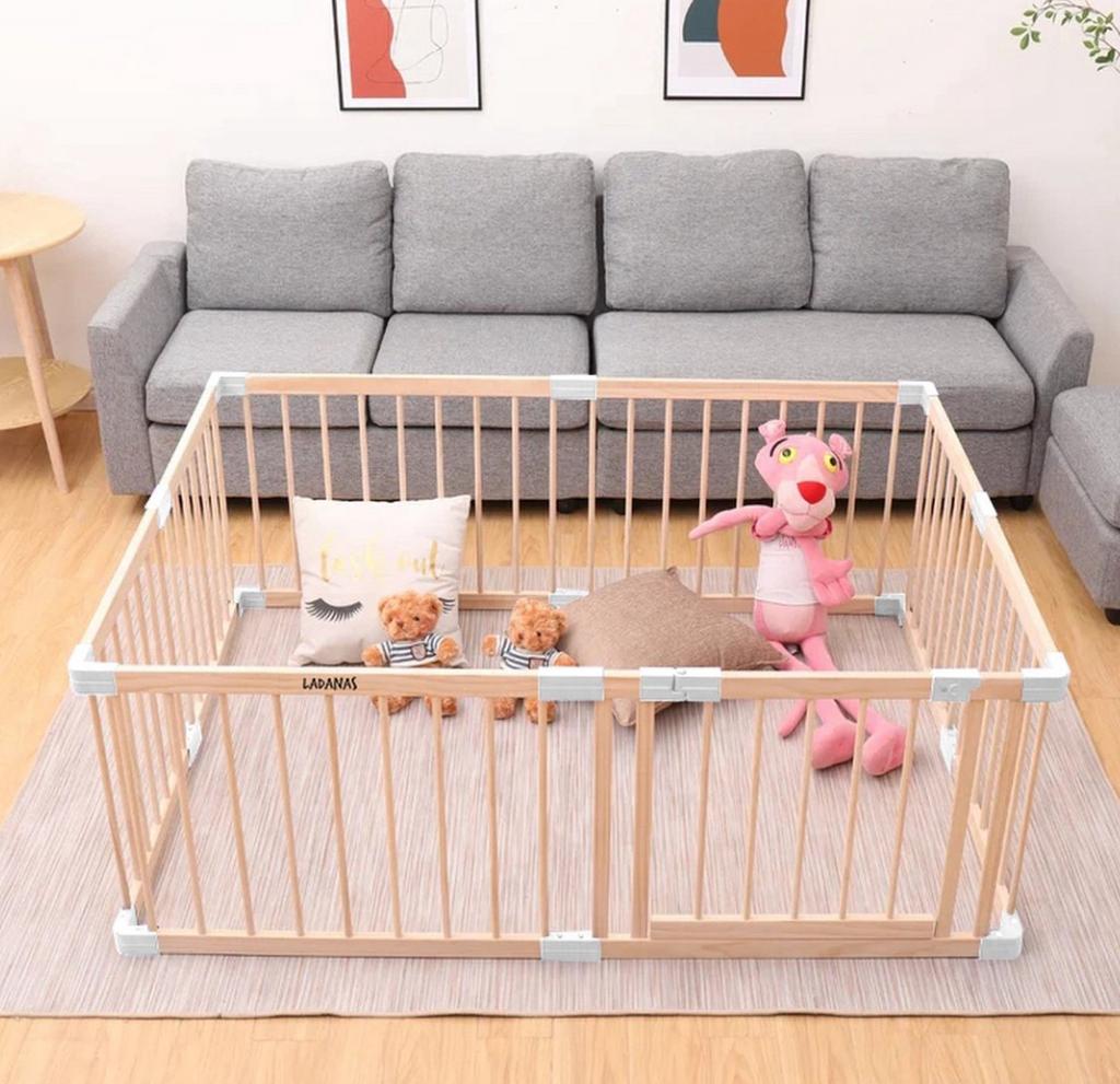 Babybox - Massief grenenhout - met deur - groot formaat, Kinderen en Baby's, Babyparken, Ophalen, Zo goed als nieuw