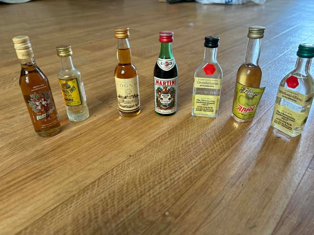 Petites bouteilles d'alcool, Collections, Enlèvement