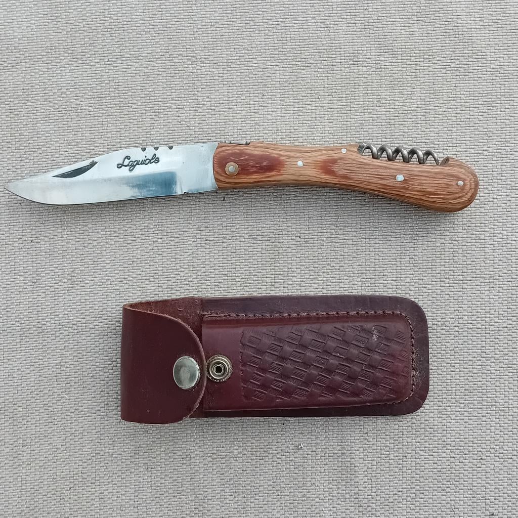 Vintage mes Laguiole nieuwstaat met hoes, Verzamelen, Ophalen of Verzenden, Overige soorten, Mes of Dolk