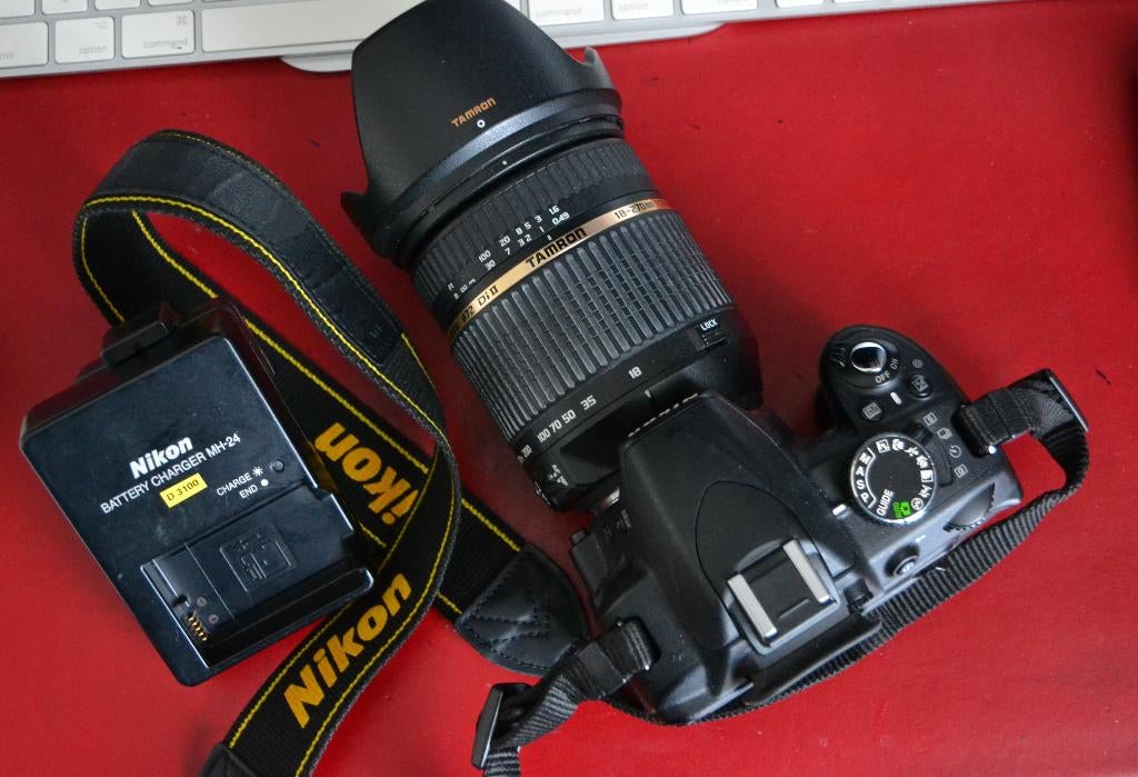 Nikon D3100 met Tamron lens 18-270mm goede staat, Audio, Tv en Foto, 14 Megapixel, Spiegelreflex, Ophalen of Verzenden, Nikon