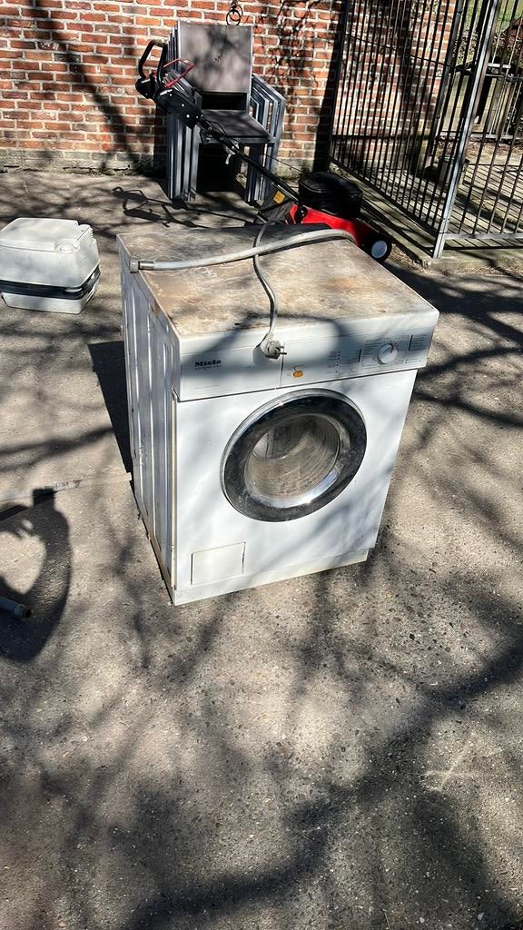 werkende Miele wasmachine., Elektronische apparatuur, Wasmachines, Ophalen, Gebruikt, Voorlader, 1200 tot 1600 toeren