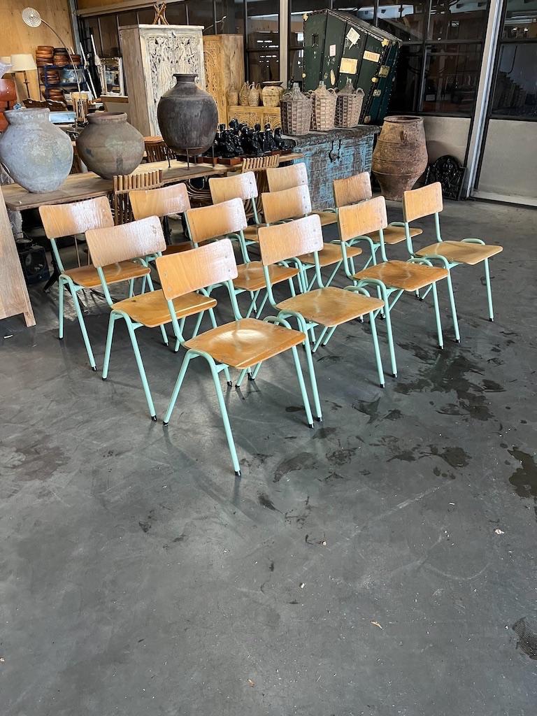 12 Industriele/Vintage Schoolstoelen zeer fraai, Huis en Inrichting, Stoelen, Ophalen, Gebruikt, Overige kleuren, Industrieel/Vintage