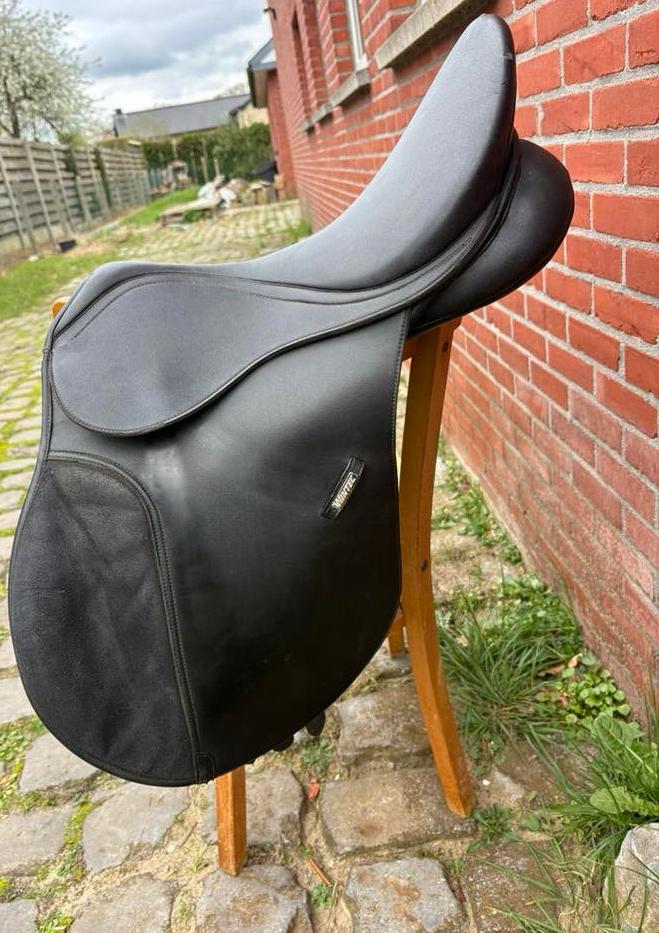 Zadel te koop, Dieren en Toebehoren, Paarden en Pony's | Zadels, Ophalen of Verzenden, Zo goed als nieuw
