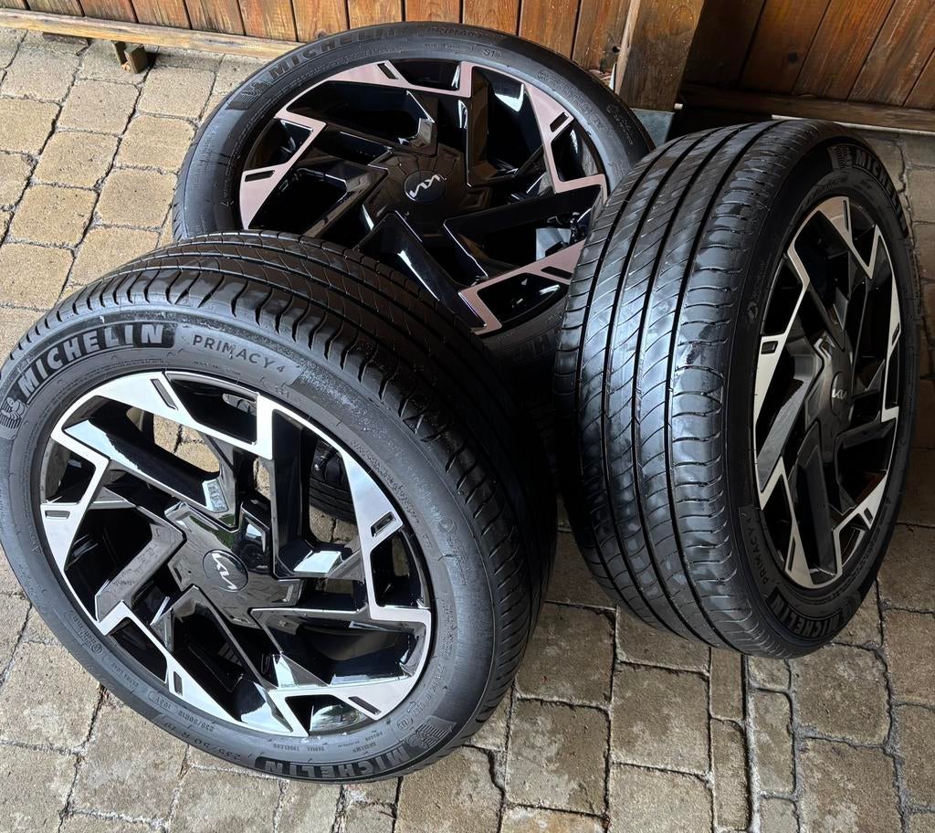 Kit de jantes d'origine Kia Sportage GTline 19 pouces NEUF, Neuf, Pneus et Jantes, Véhicule de tourisme, Pneus été