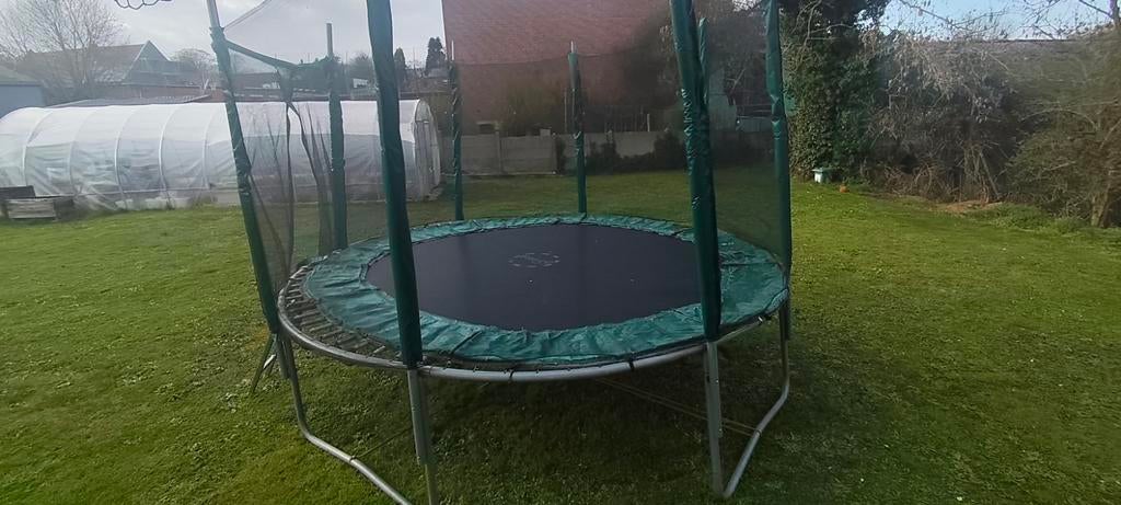 TRAMPOLINE +-3M