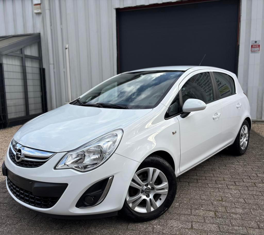 Opel corsa 1.4 benzine##100Pk#65000km#face lift#bluetooth##, Auto's, Opel, Voorwielaandrijving, Stof, Wit, 5 deurs