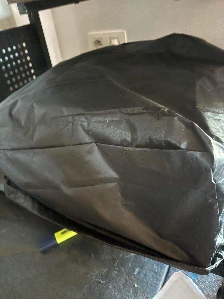 Pressmaschien, Ophalen, Zo goed als nieuw