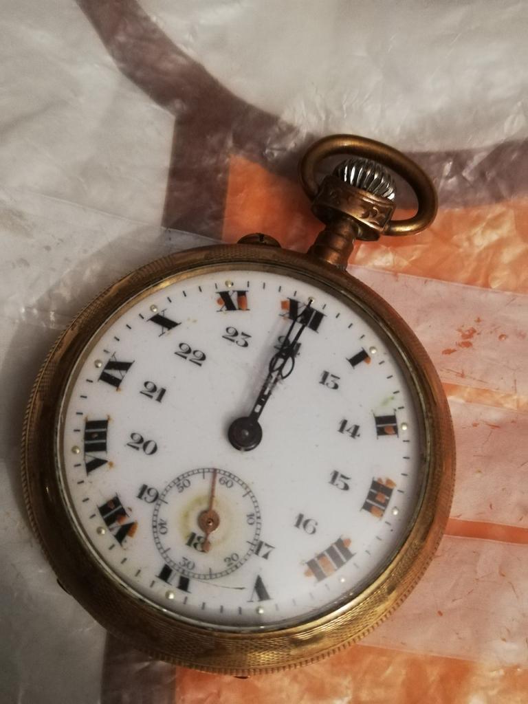 Orsol/Moeris magnifique montre de poche en bronze antique, Bijoux, Sacs & Beauté, Montres | Anciennes | Antiquités, Autres marques