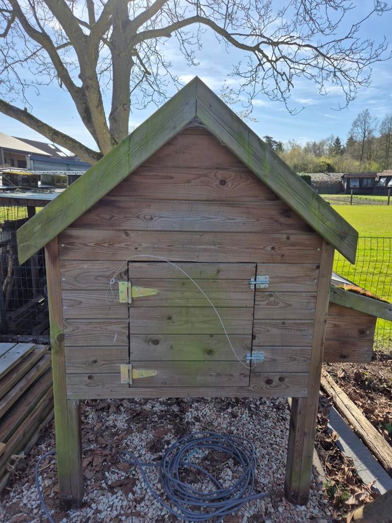Kippenhok voor 6 à 8 kippen, Ophalen