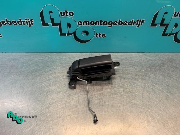 Portiergreep 4Deurs links-achter van een Mazda 5 (5 05-), Gebruikt, -, -, Ophalen of Verzenden