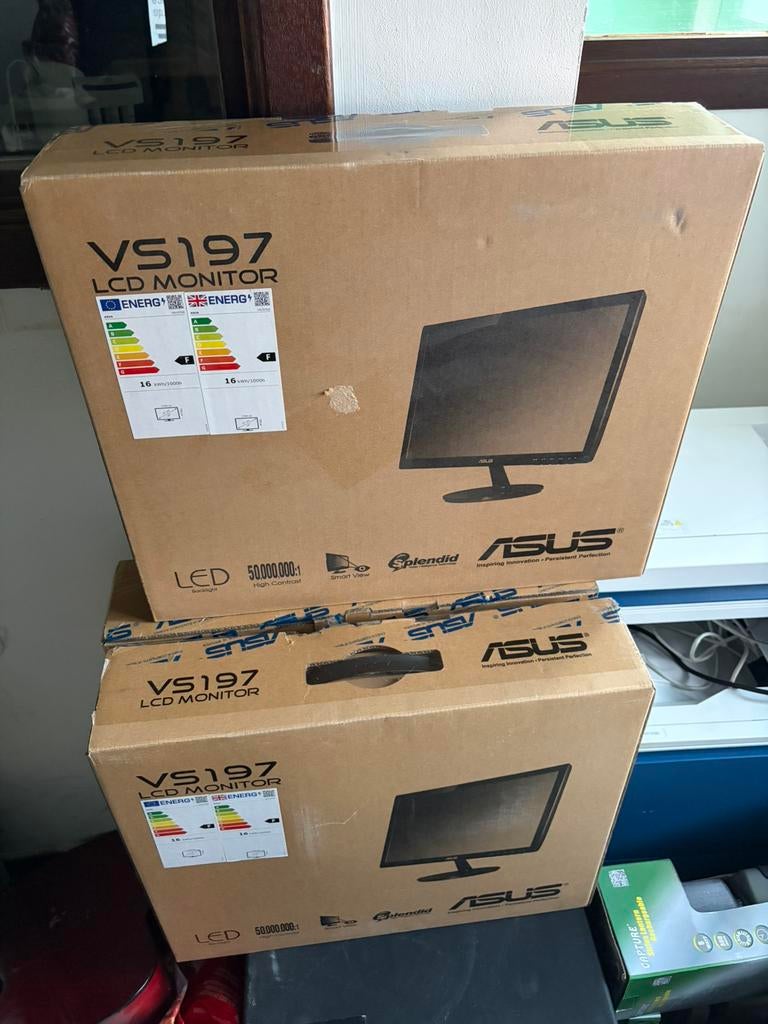 Écran asus VS197 (4) 50€ pièces, Enlèvement, Neuf