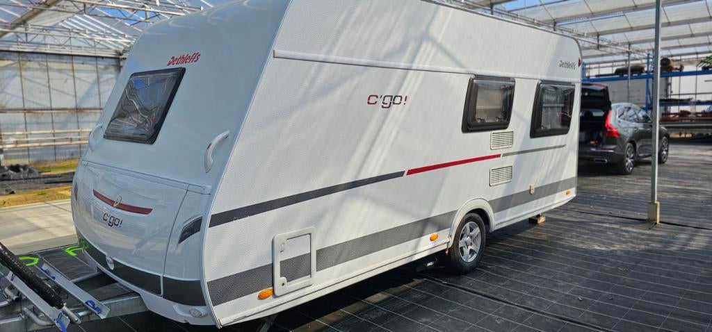 Dethleffs c'go 2017, Caravans en Kamperen, Rondzit, Koelkast, Frans bed, Particulier