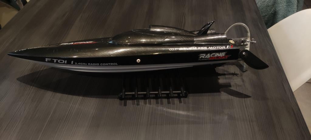 Bateau rc électrique 4s Brushless, Hobby & Loisirs créatifs, Modélisme | Bateaux & Navires, Enlèvement