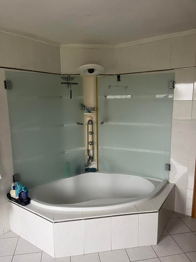 Badkamer, Ophalen, Gebruikt, Met bad