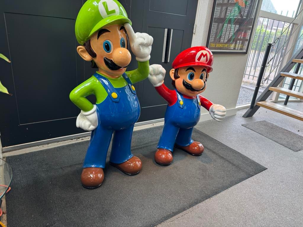Groot Luigi en Mario beeld XL, Ophalen, Zo goed als nieuw, Reclamebord