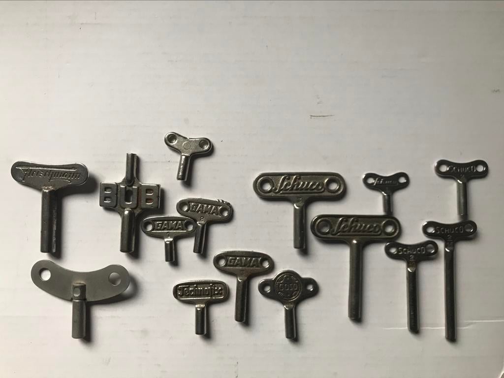 Speelgoed opdraai sleutels Schuco, BUB Technofix etc, Antiek en Kunst, Verzenden