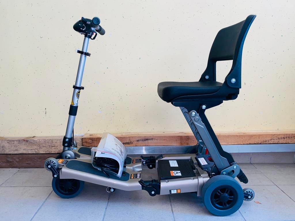 Portable Freerider Luggie Scootmobiel pliable légère Scooter, Divers, Chaises roulantes, Enlèvement ou Envoi, Pliant, Comme neuf