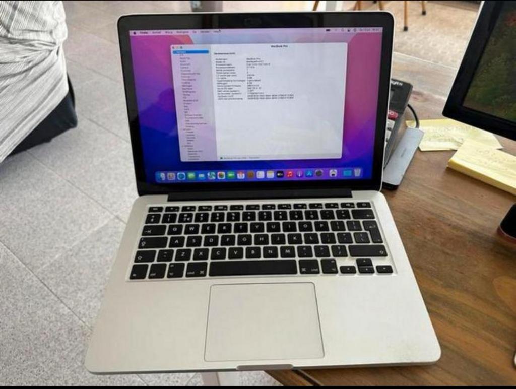 Apple Macbook Pro 13 inch 128 GB HD en 8GB intern, Computers en Software, Ophalen, Qwerty, 13 inch, Zo goed als nieuw