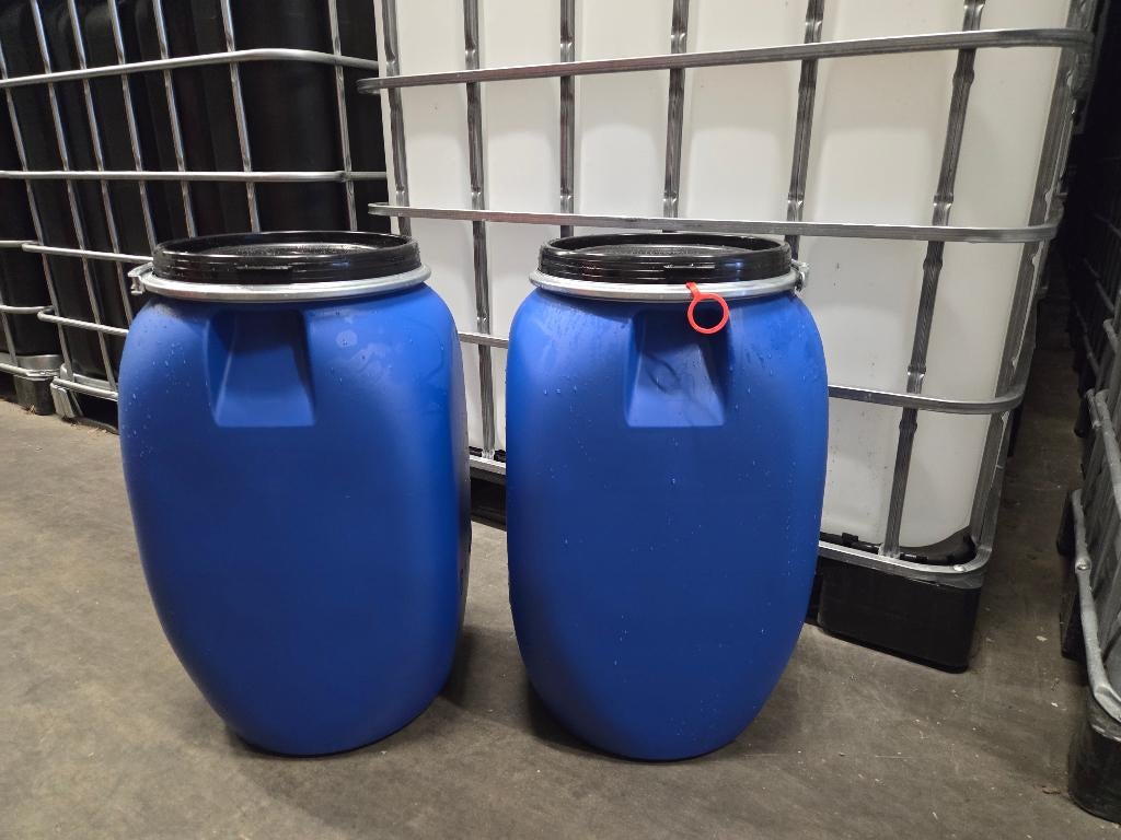 Nieuwe blauwe vaten van 60 L met deksel en klemring, Tuin en Terras, Regentonnen, Minder dan 75 liter, Ophalen, Nieuw, Kunststof