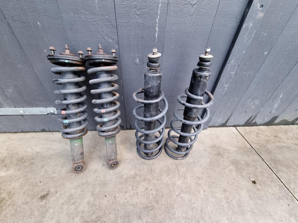 Setje spiraal veren landcruiser 90 serie, Ophalen