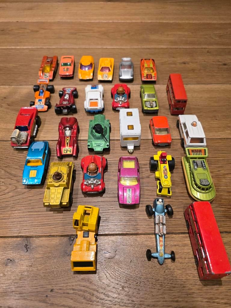 Lot Vintage Matchbox autotjes, Ophalen
