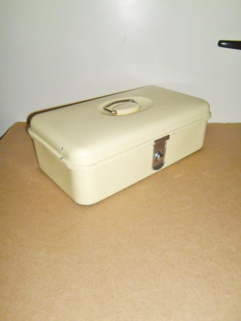 Ancienne boîte à lunch,moule à pain,vintage,rétro,tambour,, Enlèvement ou Envoi