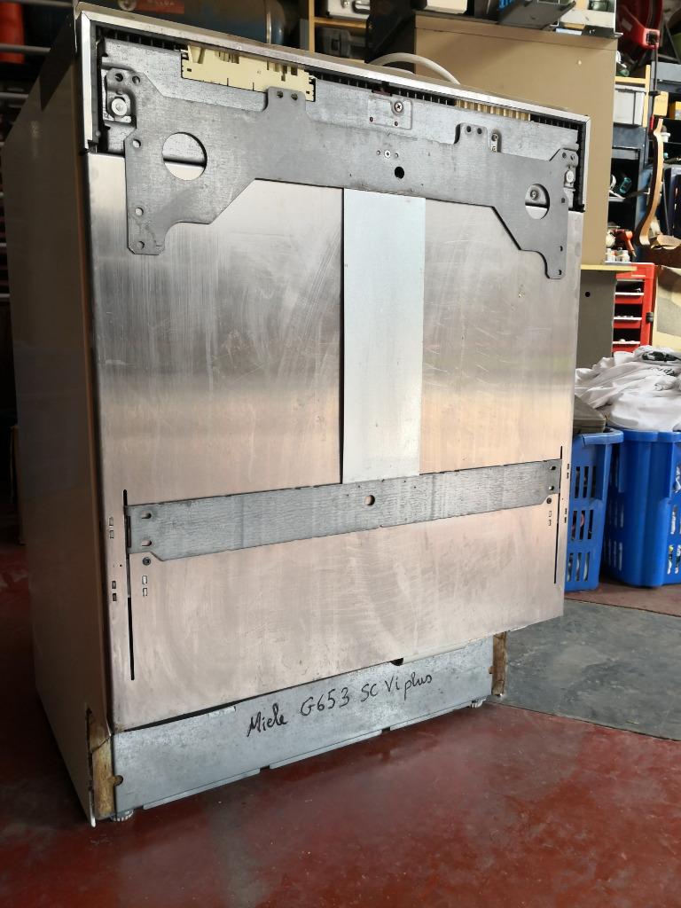 Vaatwasser inbouw Miele voor onderdelen of herstel, Elektronische apparatuur, Vaatwasmachines, Ophalen, Niet werkend, Inbouw, Energieklasse A of zuiniger