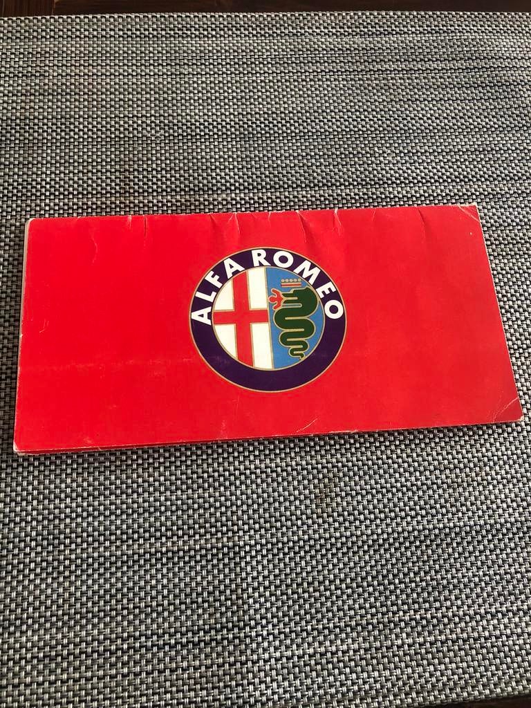 brochure dépliant gamme alfa Romeo 1983, Enlèvement, Utilisé, Alfa Romeo