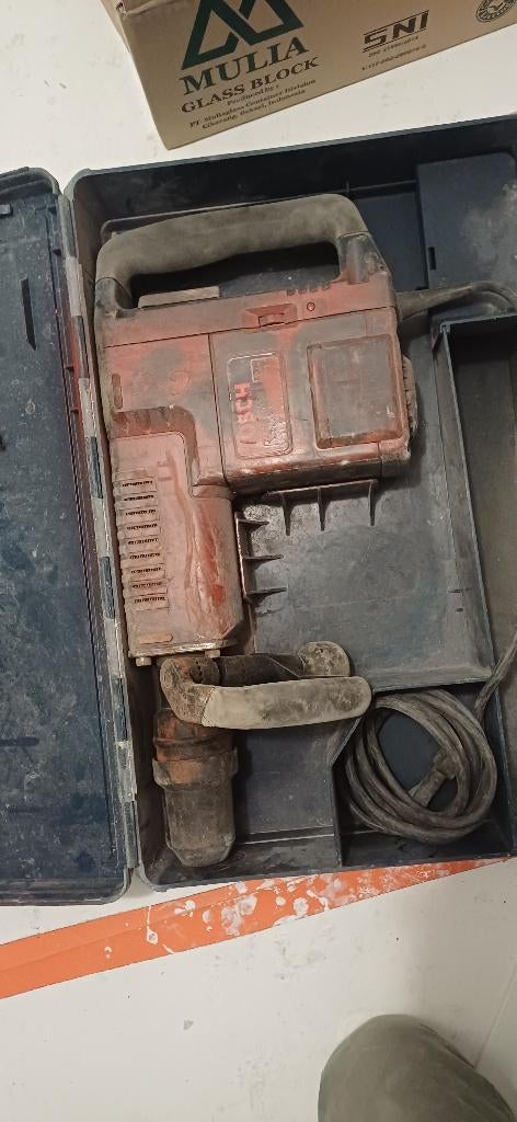 Bosch GSH 11 breekhamer, Enlèvement, Utilisé