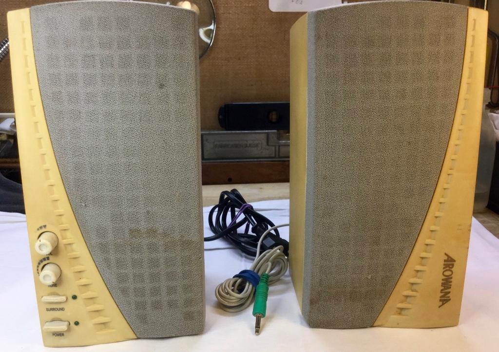 Arowana MS-240 compact actief speakersetje, Overige merken, Gebruikt, Ophalen of Verzenden, Minder dan 60 watt