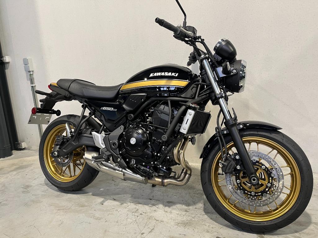 MODÈLE Z650RS 2025 NEUF EN STOCK, Motos, Entreprise, Plus de 35 kW, 2 cylindres, 650 cm³