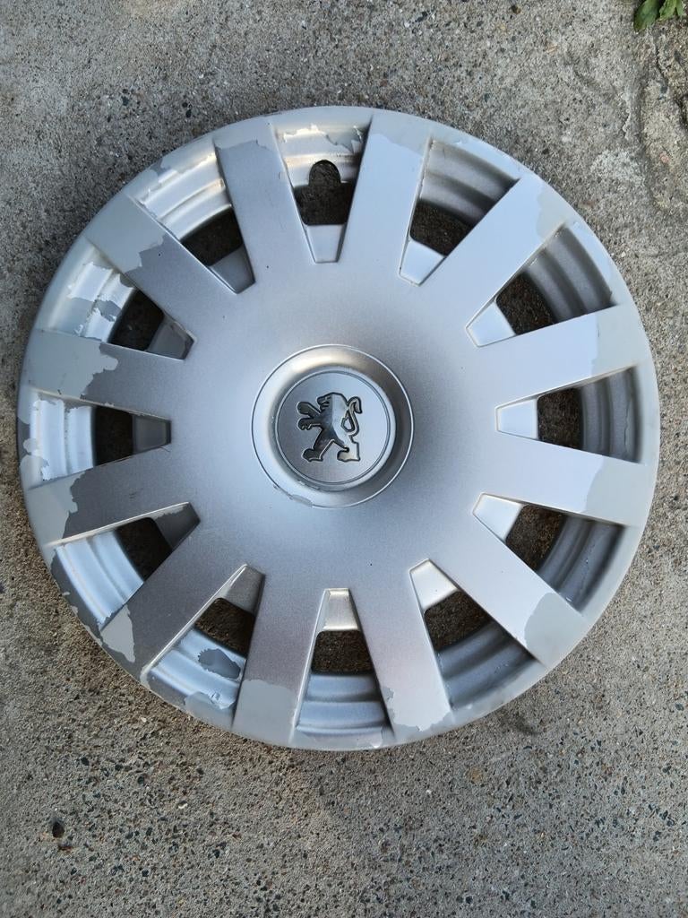 1 enjoliveur peugeot en 15 ", Enlèvement, Utilisé