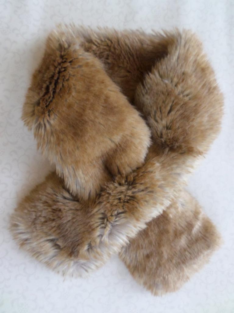 Echarpe Fourrure Caroll Paris Brun Roux Gris Très bon état, Vêtements | Femmes, Caroll, Enlèvement ou Envoi, Comme neuf, Écharpe