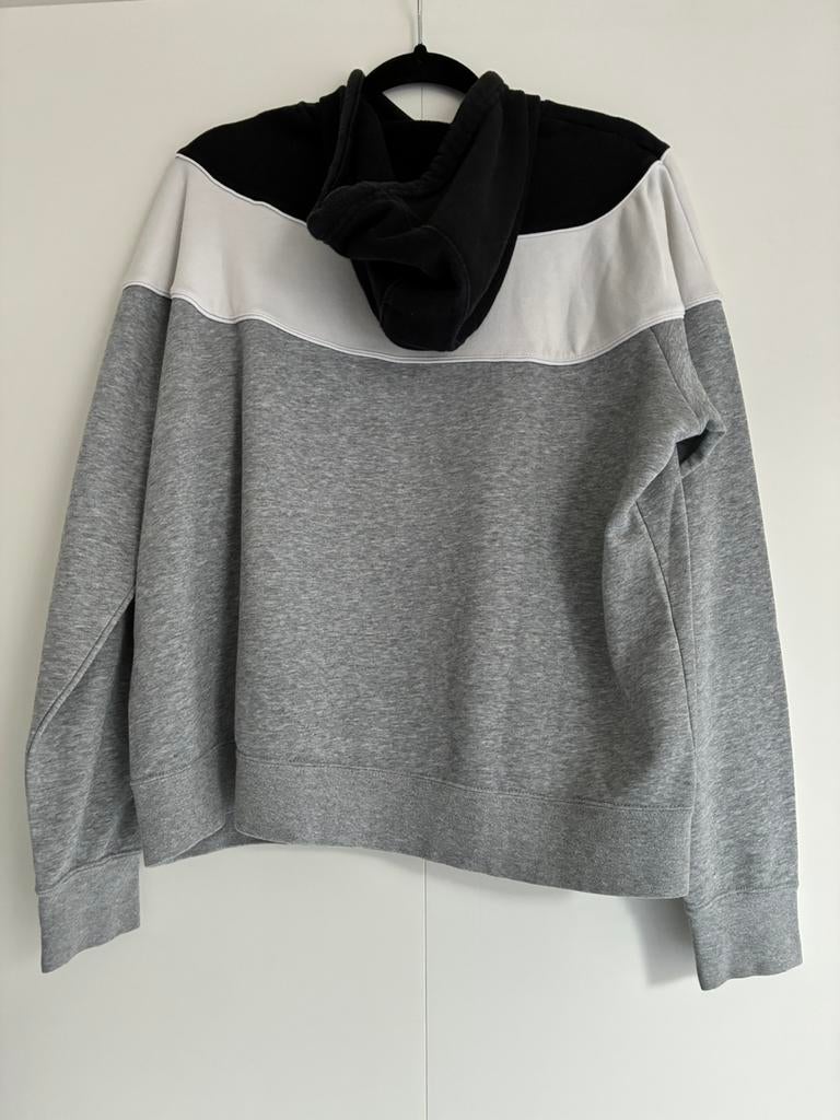 Nike Hoodie Sweater maat L, Ophalen of Verzenden, Zo goed als nieuw, Maat 52/54 (L), Grijs