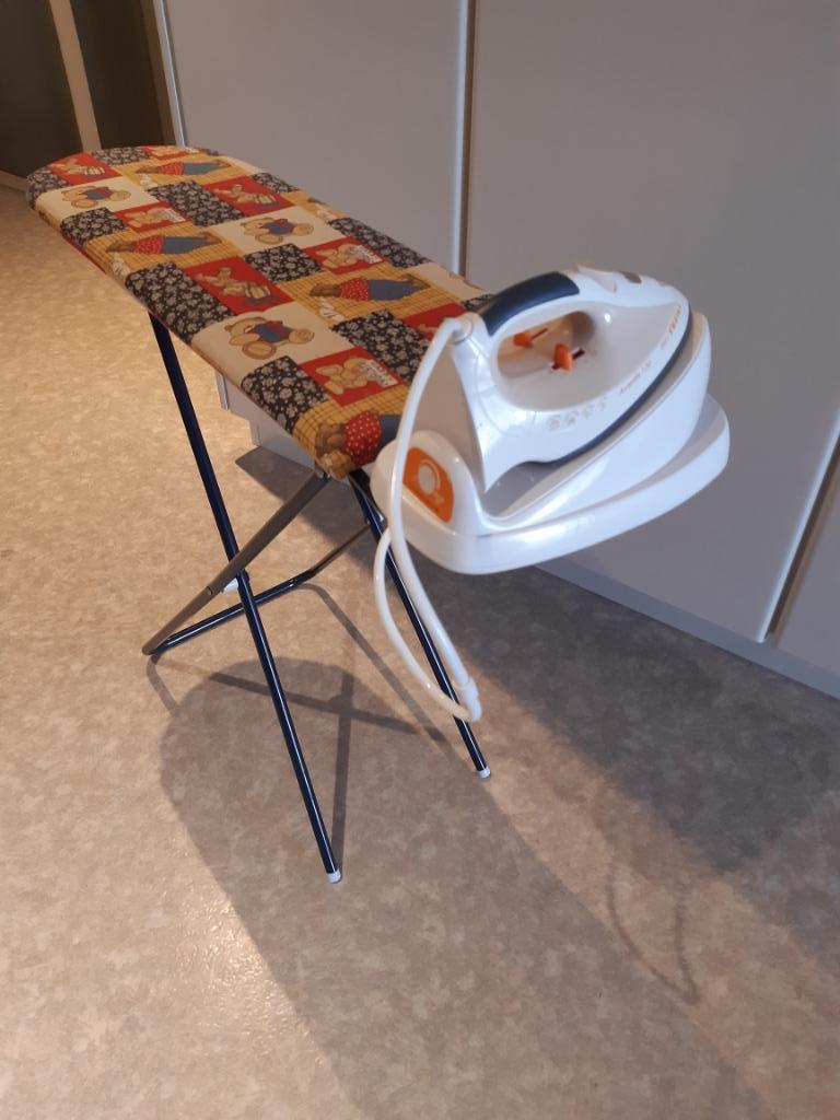 speelgoed strijkplank met strijkijzer, Kinderen en Baby's, Ophalen