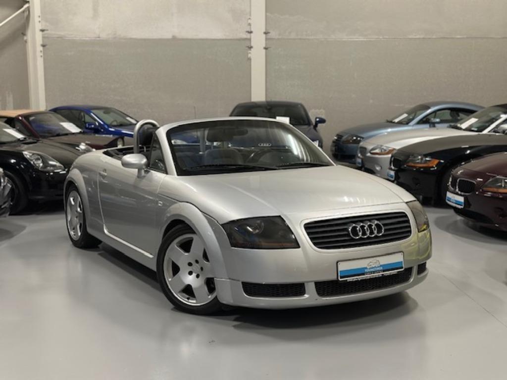 Audi TT 1.8i Turbo 20v Roadster | Sportuitlaat | Verlaging, Auto's, Audi, TT, Zwart, 4 cilinders, Cabriolet