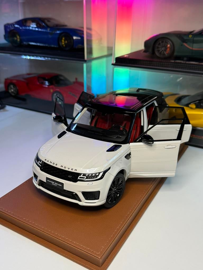 Range Rover Sport 1/18 Whelart, Hobby en Vrije tijd, Modelauto's | 1:18, Zo goed als nieuw, Auto, Autoart, Ophalen of Verzenden