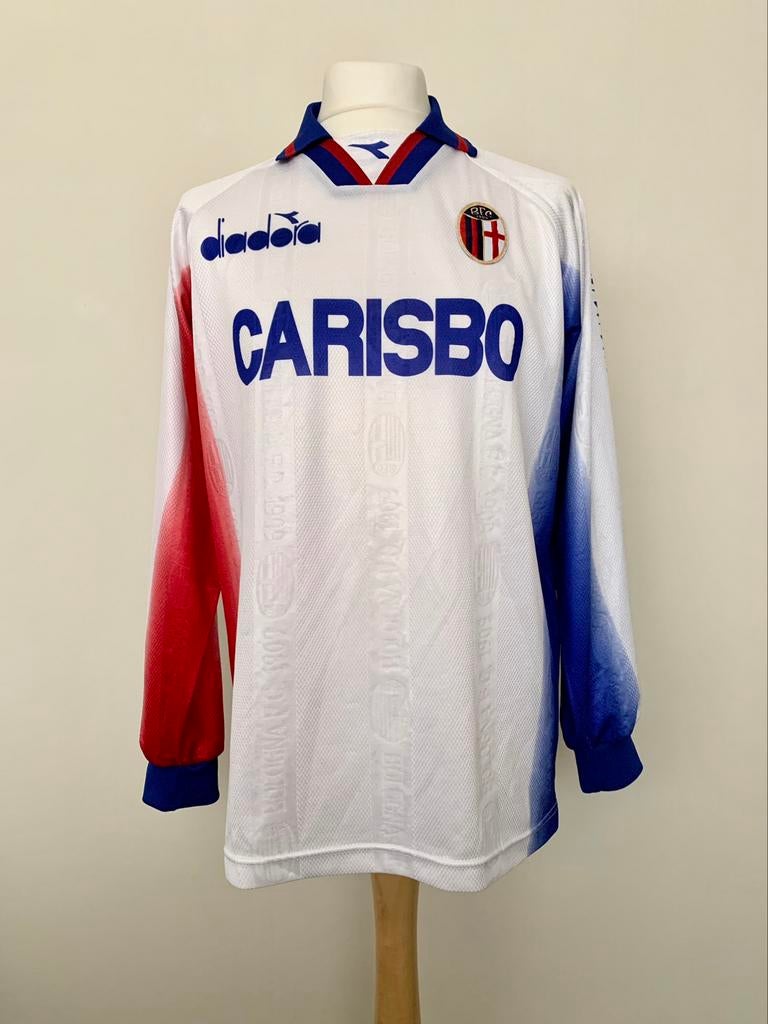 Bologna Football Club 90s Training Diadora Italy shirt, Sports & Fitness, Football, Utilisé, Maillot, Taille L